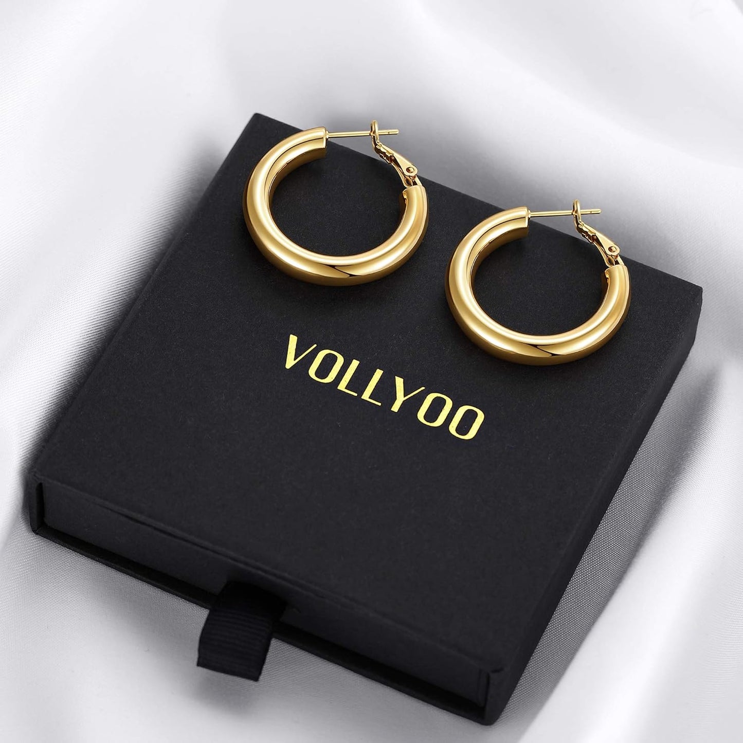 Gold Hoop Earrings for Women 14K Gold Plated Chunky Hoops Hypoallergenic Lightweight Hollow Tube Earrings